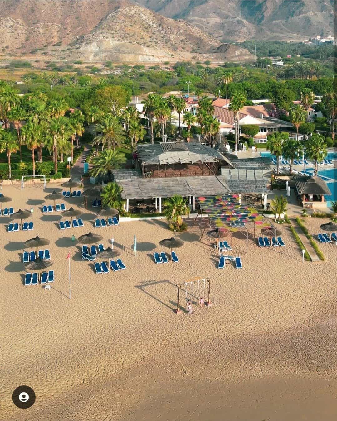 From Sunrise to Sunset: A Day in a Beach Hotel in Fujairah