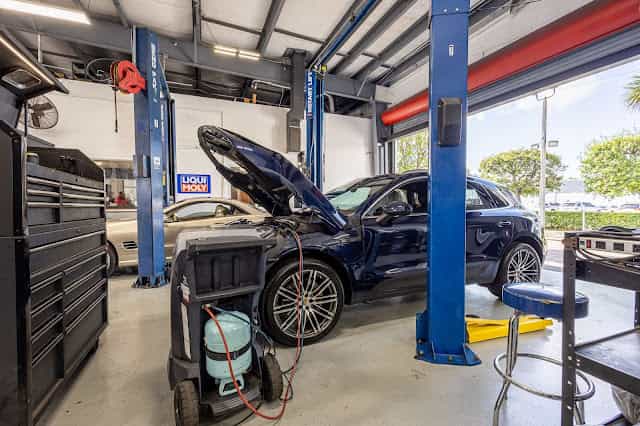 Finding the Best Porsche Auto Shop and Mechanics Near You in West Palm Beach