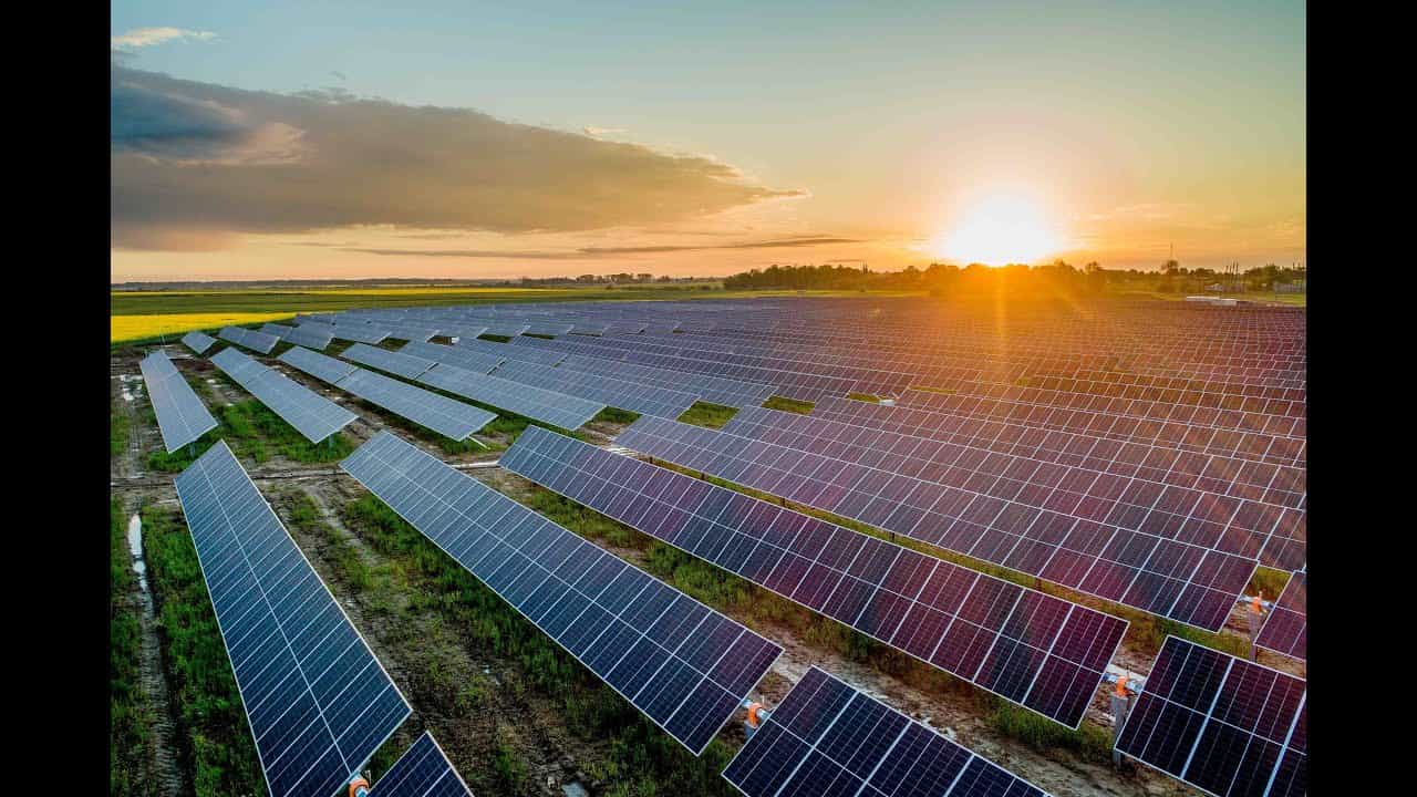 How Solar Installation Enhances Home Value and Market Appeal