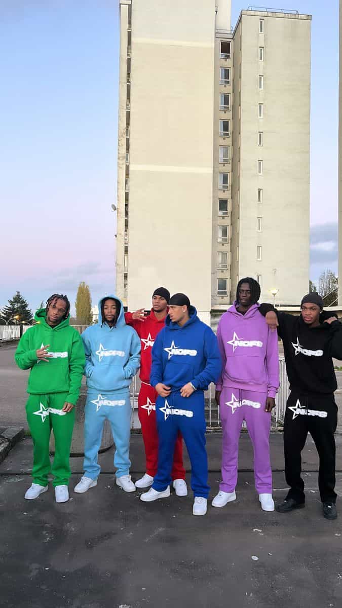 Hybrid Fit Urban Tracksuits:Where style Meets Performance