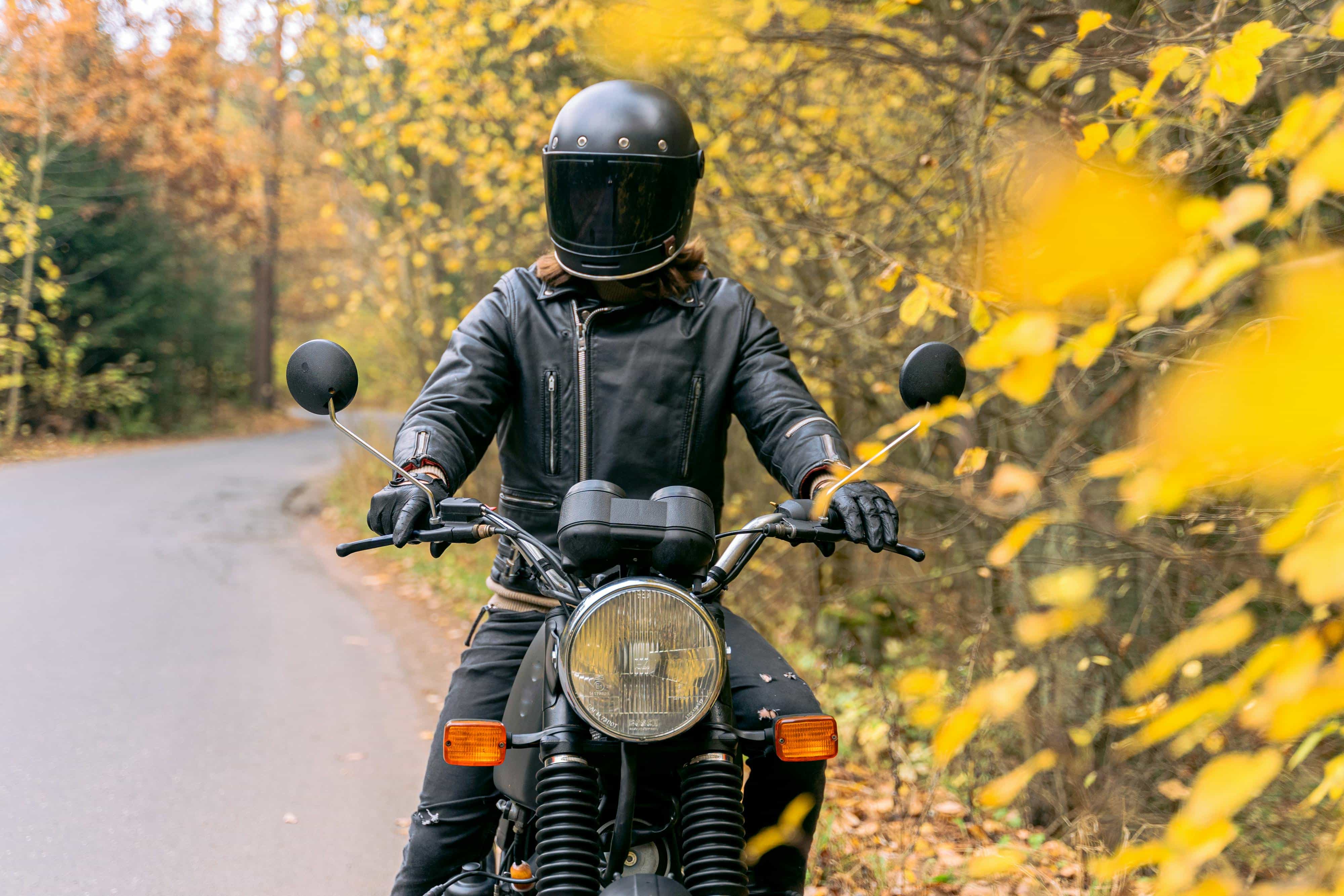 How to Choose the Best Leather Jacket Style in 2025?