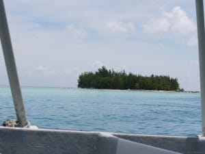 数日後に行くことになるモツタプ(という名の小島)。