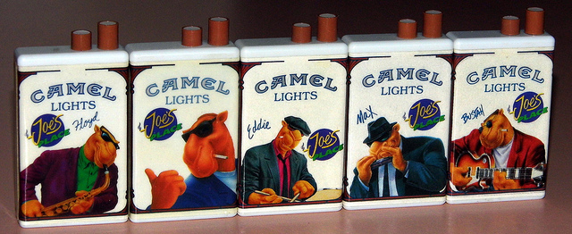 camel comerciales cigarrillos Joe