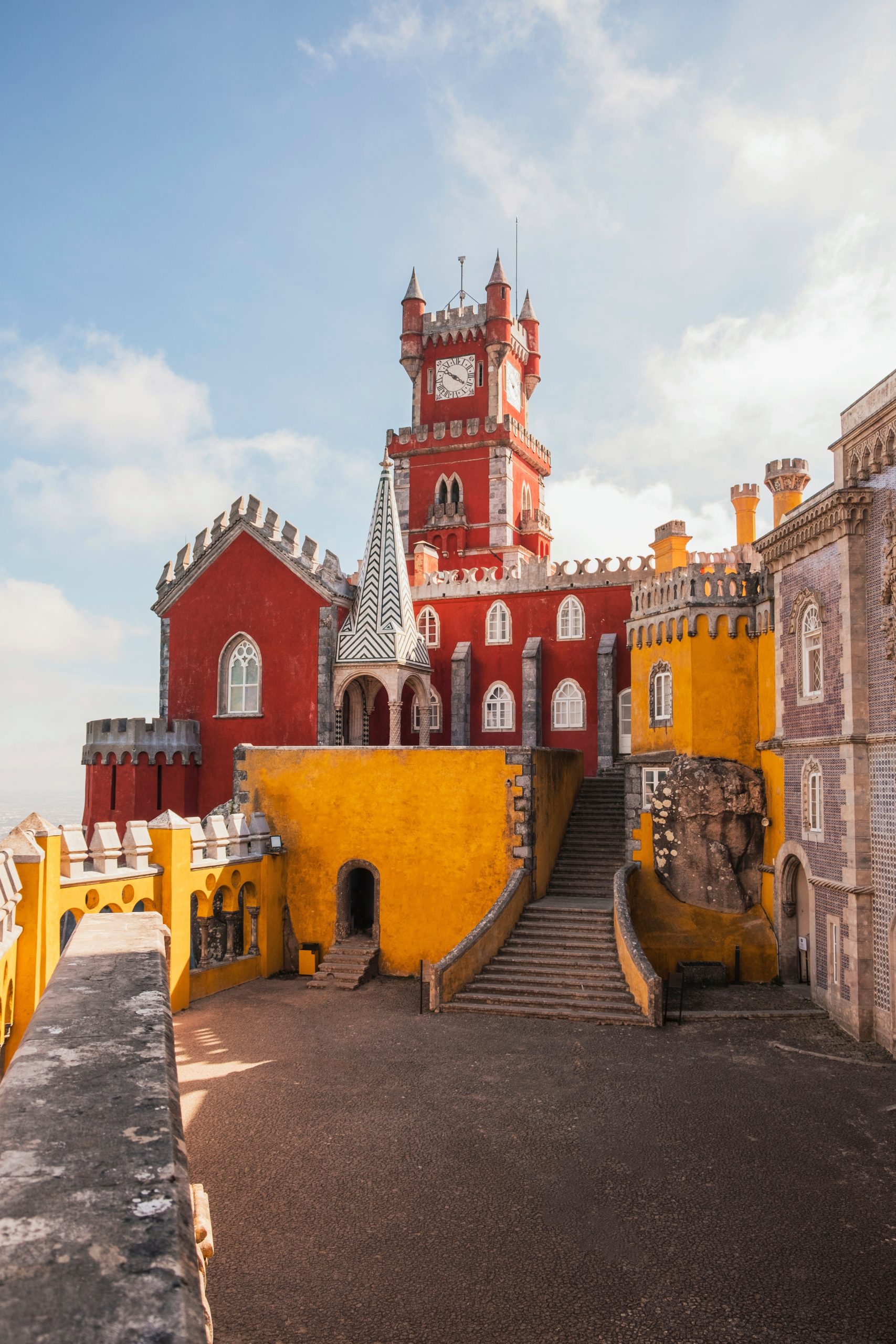 Vila Galé Collection Palácio Dos Arcos, a 5-star hotel in a century-old palace on a beautiful, sunny day in Lisbon.