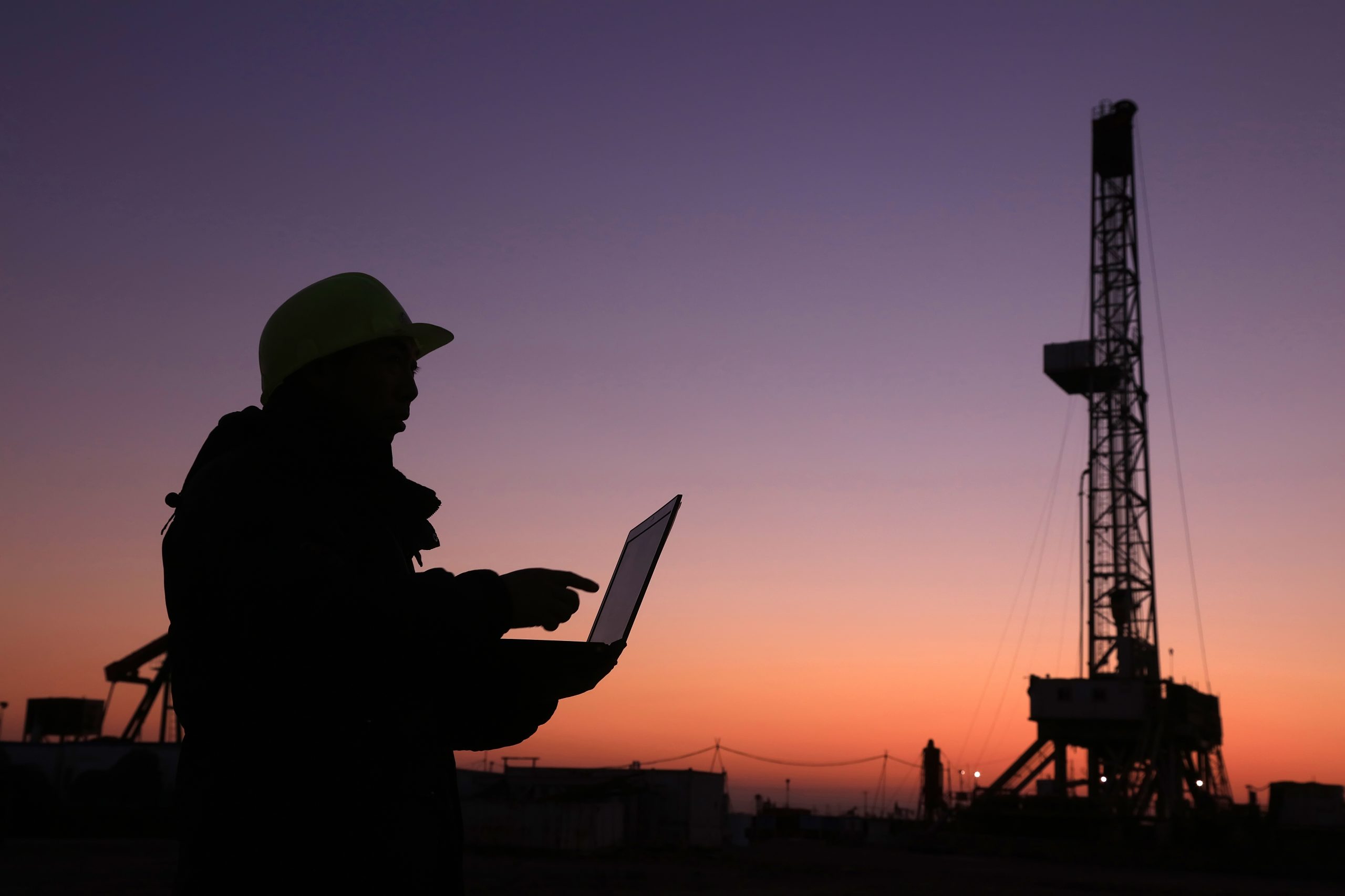 Enabling the Field Worker in Oil & Gas 
