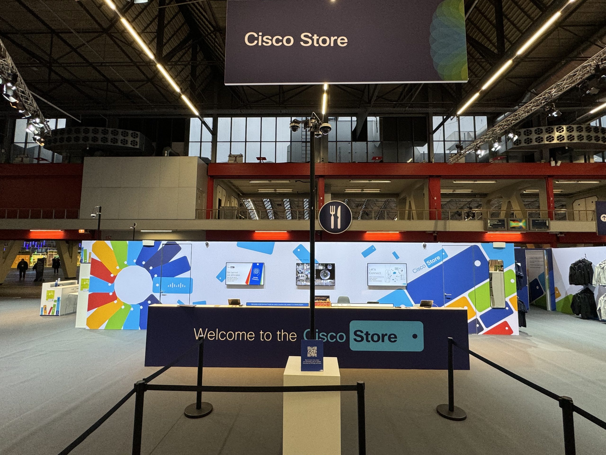 Take a Cisco Store Tech Lab Tour