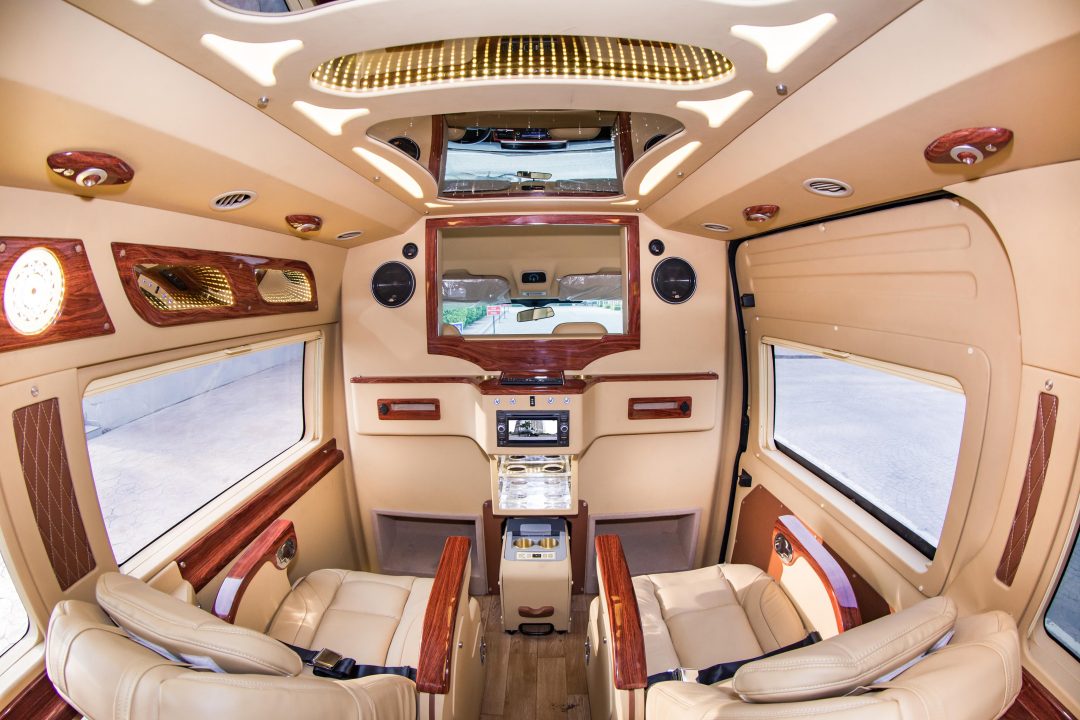 Xe Khai Phát Limousine đi Lào Cai