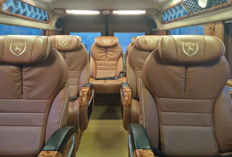 Xe limousine Dream Transport