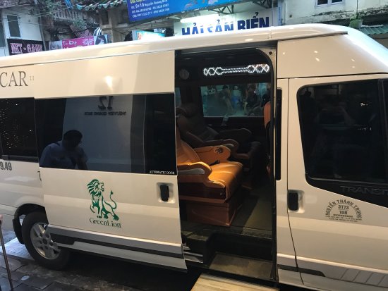 Xe limousine Green Lion Bus đi Quảng Ninh