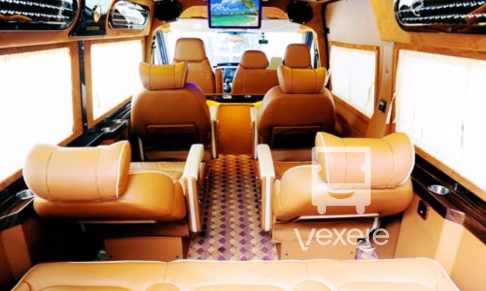 Nội thất xe Thịnh Phát limousine