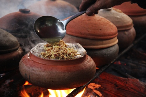 Ăn gì ở Hà Nam: Cá kho làng Vũ Đại