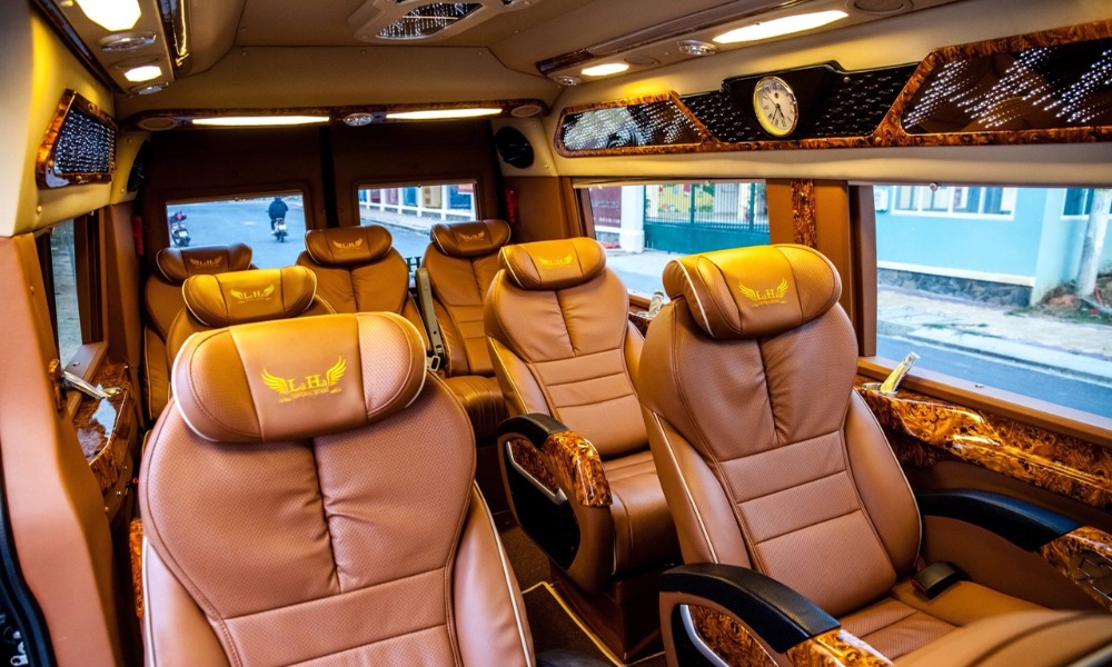 Xe LaHa Limousine đi Lagi không tăng giá dịp lễ