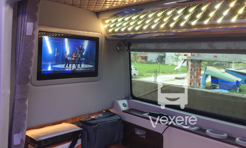 Review xe limousine đi Bình Định