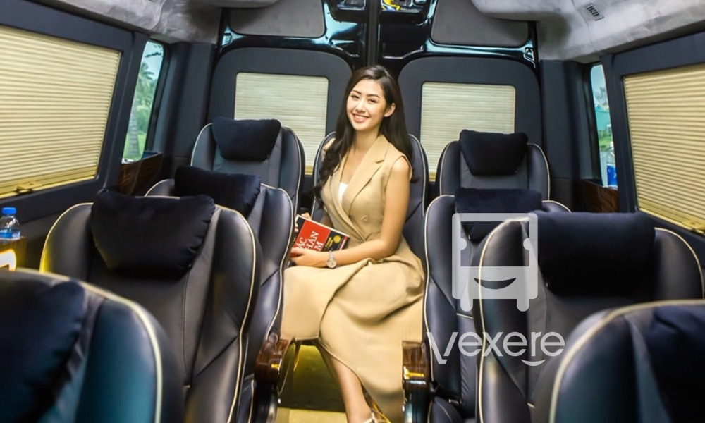 Xe limousine Buôn Ma Thuột đi Nha Trang: Rạng Đông Limousine