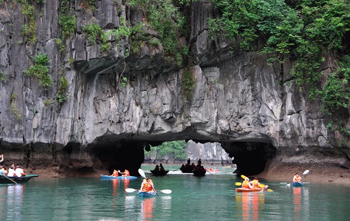 Hang Luồn 