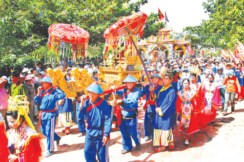 Lễ hội văn hóa Dinh Thầy Thím