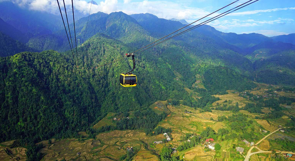 Cáp treo đi Fansipan tại Sapa