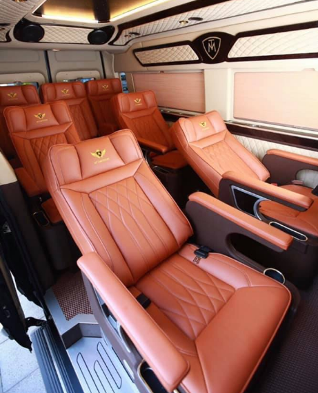 Nội thất xe Bình Hoài Limousine