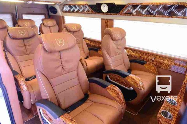 Nội thất xe Anh Dũng Limousine 