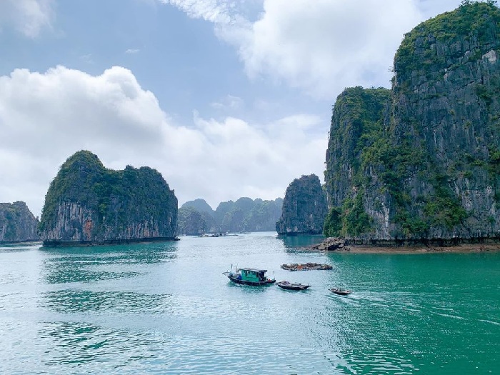 Vịnh Lan Hạ - Một trong những vịnh đẹp nhất Việt Nam