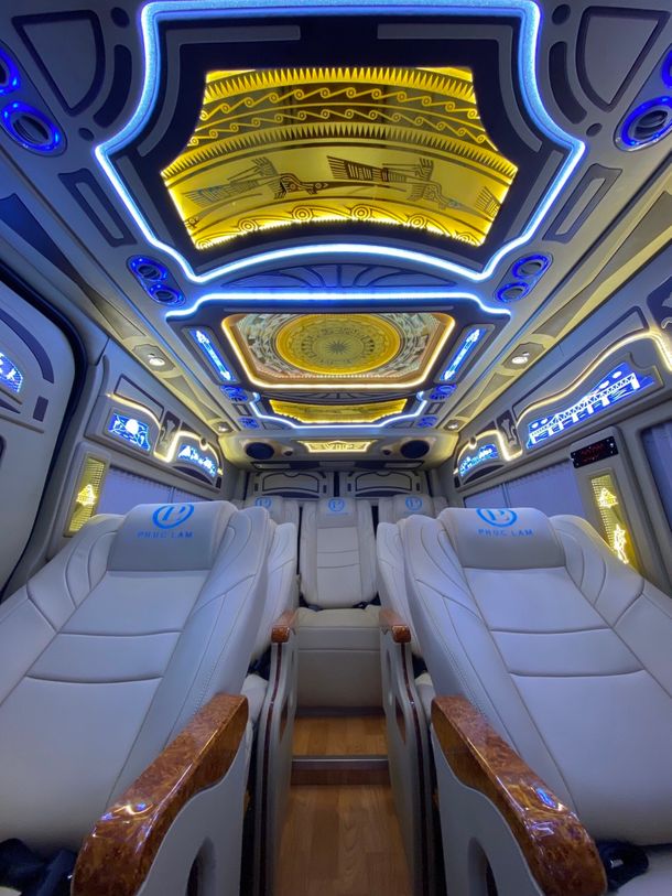 Nội thất hãng xe Phúc Lâm Limousine