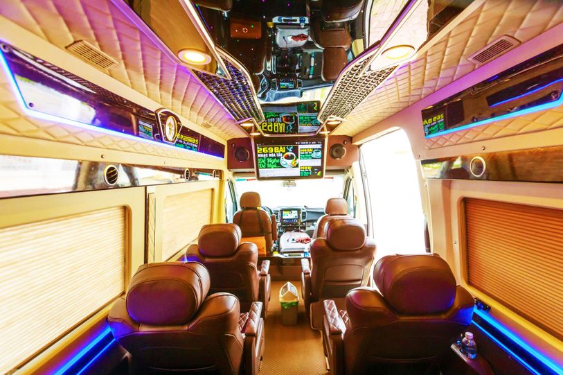 Nội thất xe Nhật An Limousine