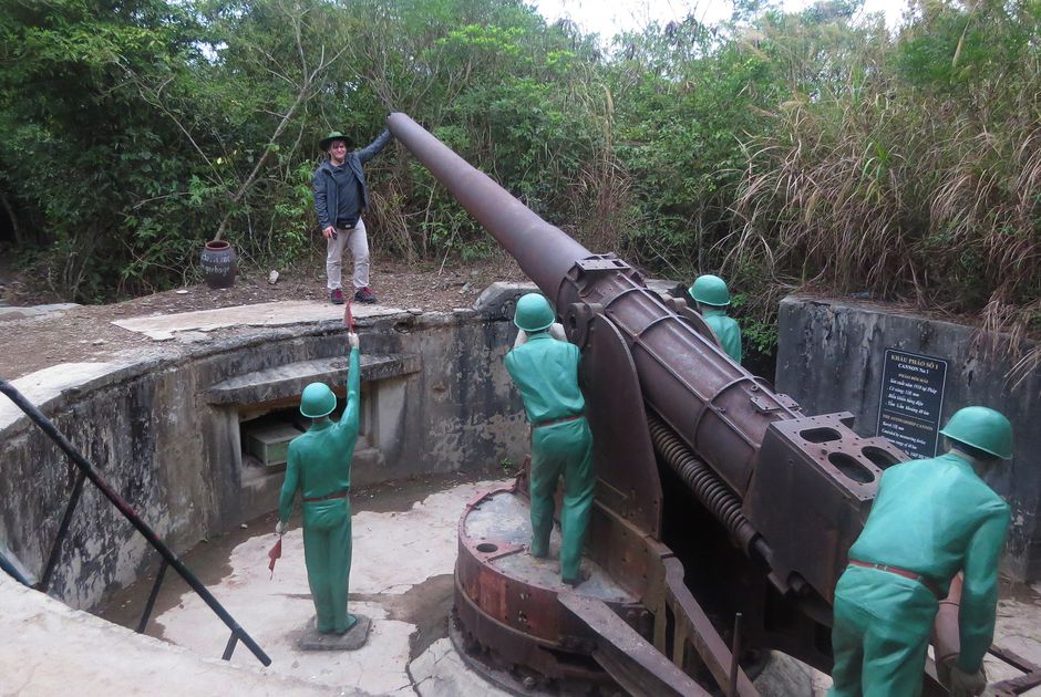 Du lịch đảo Cát Bà: Pháo đài Thần Công