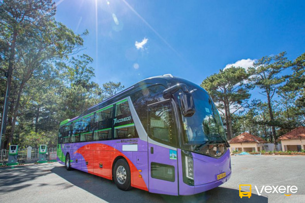 xe-nguyen-kim-limousine-tu-da-lat-di-sai-gon