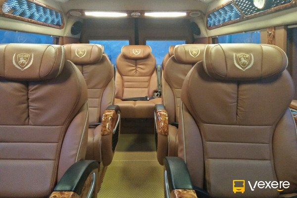 Nội thất xe limousine VIP