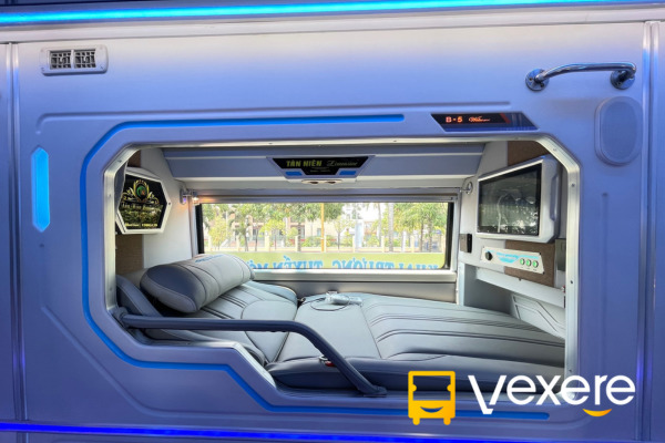 xe limousine tân niên cần thơ đi sài gòn