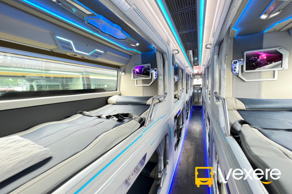 xe giường nằm cabin đôi kadham bus đi sapa