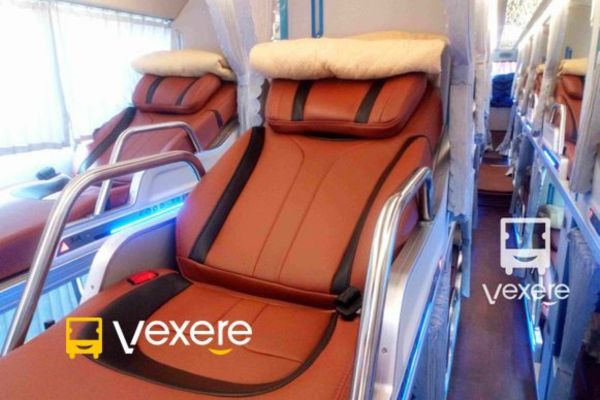 xe vạn lục tùng limousine