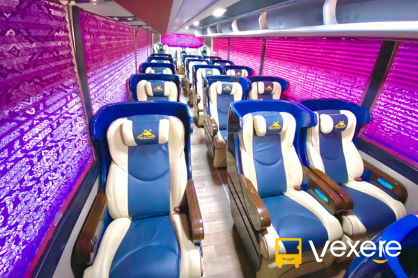 nội thất xe limousine hoàng yến logistics