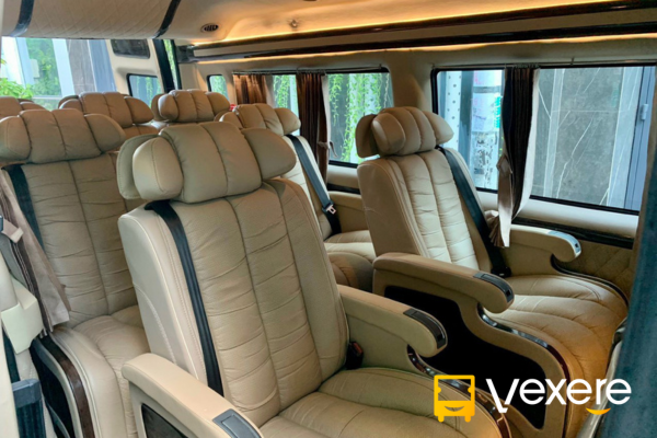 nội thất xe ghế ngồi hoàng anh limousine đi hải phòng