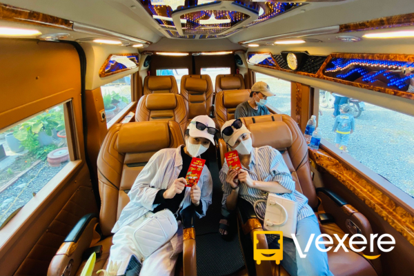 nội thất xe limousine saco travel tây ninh