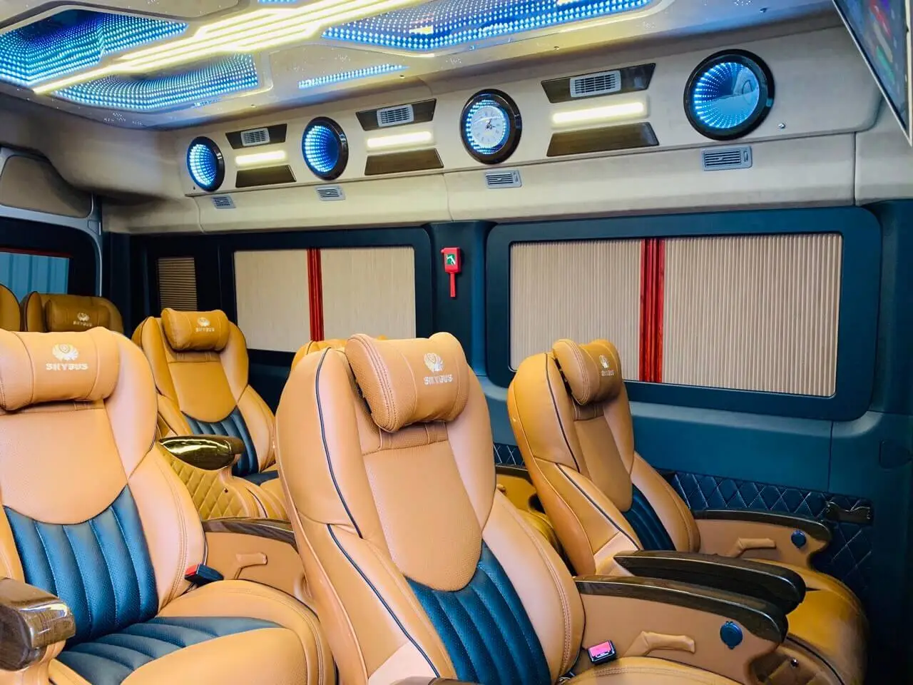 nội thất xe đồng phước đi sài gòn từ tây ninh