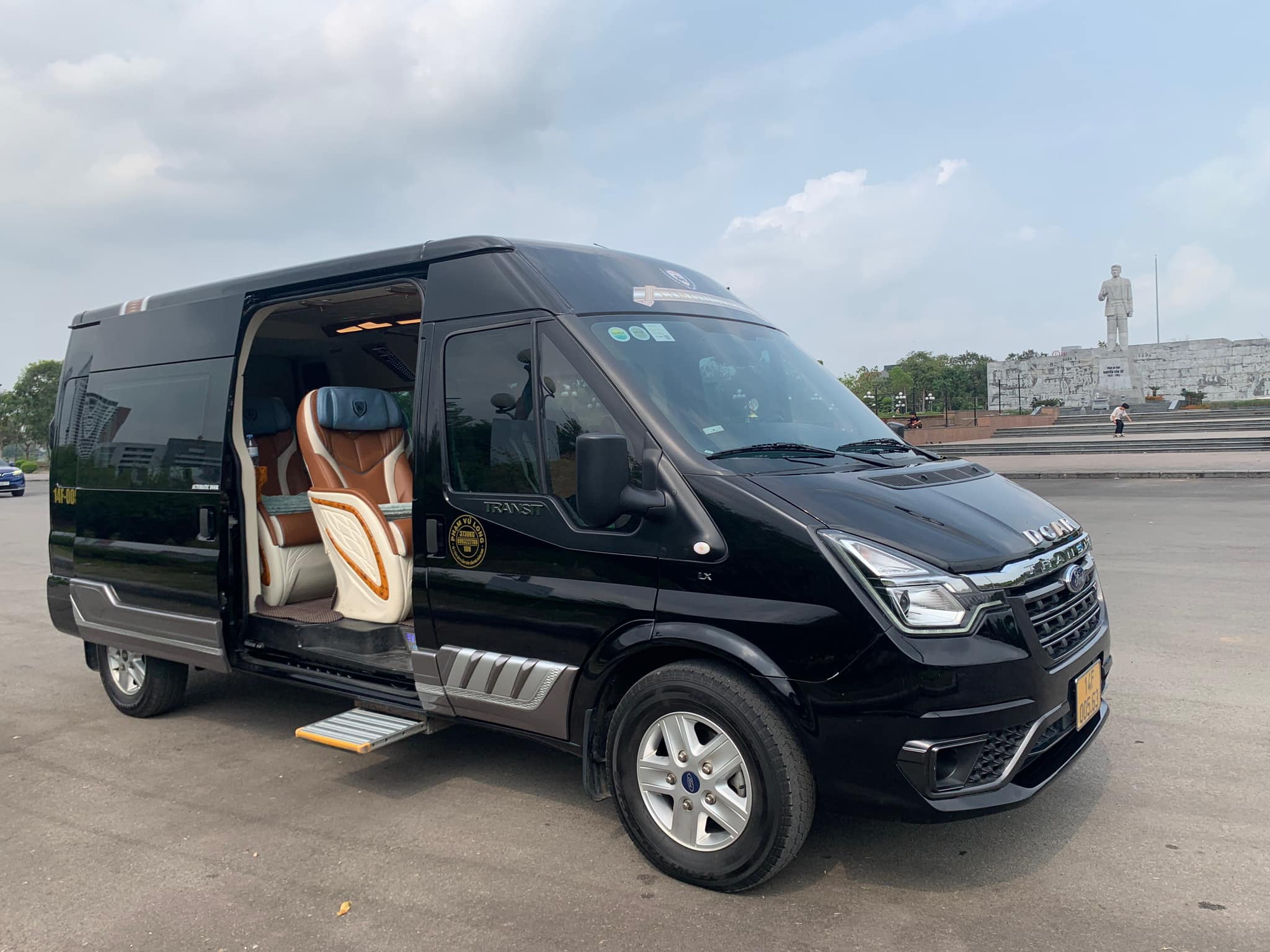 xe đi quảng ninh cửa ông limousine