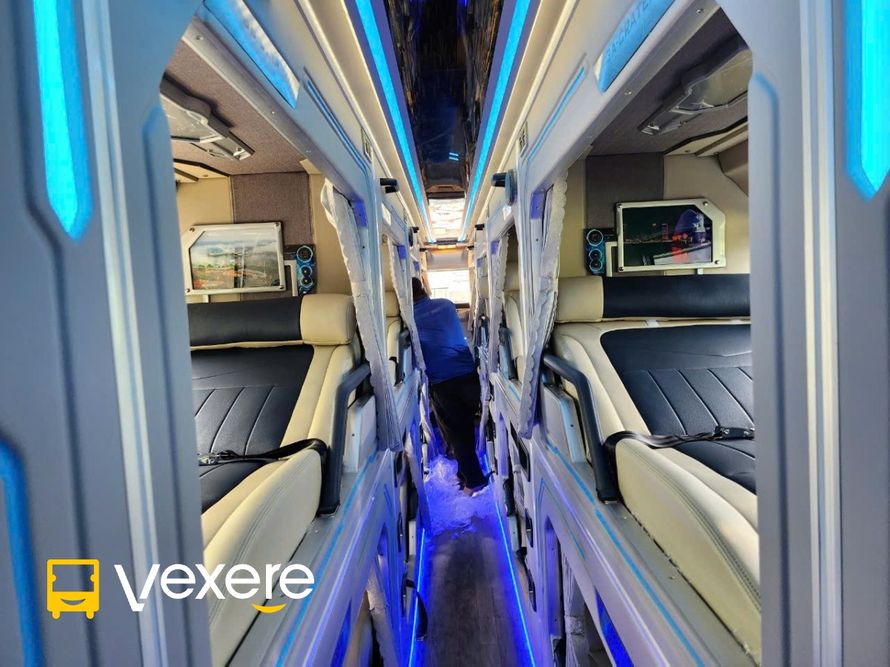 c934c3e6-xe-muoi-phuong-di-phan-thiet-9588094-3631217