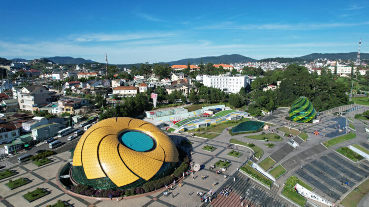 31c3cfdb-dia-diem-du-lich-da-lat-gan-trung-tam-quang-truong-lam-vien-1464614-750x422-1461911-9330497-7786935-3519363-3366624-8475457-4384268-3332043-9497841-5841332