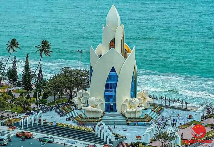tháp trầm hương nha trang