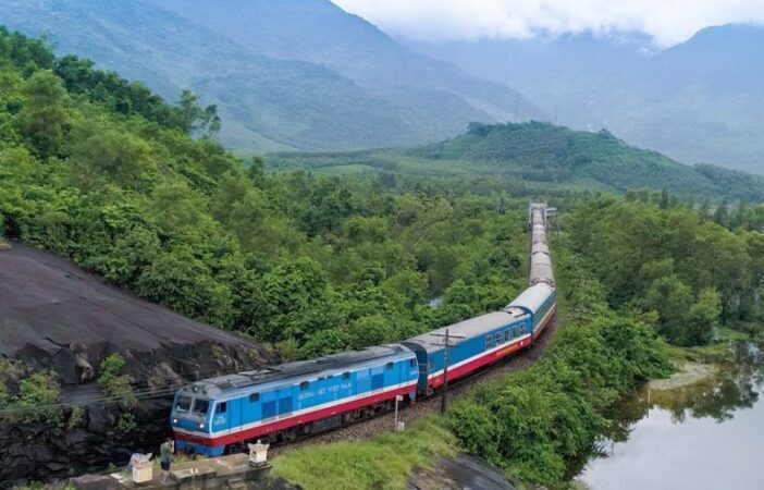0c34add4-dat-ve-tau-hoa-ha-noi-hai-phong-8580158-702x450-5256897-9812816