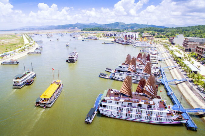 29a8b740-cang-tau-khach-quoc-te-tuan-chau-8503251-675x450-7588900-2489609