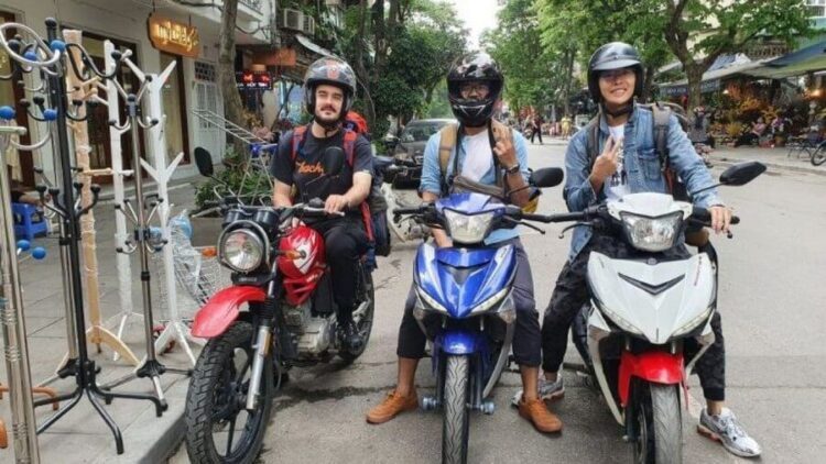 45937980-thue-xe-may-ha-long-ha-long-scooter-rental-4877607-750x422-5228753