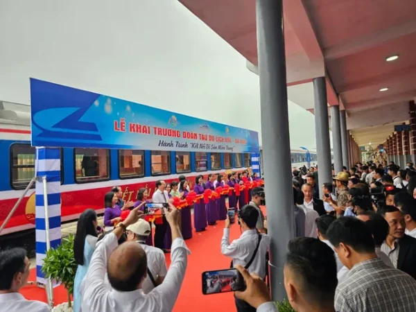 tàu 5 sao đà nẵng huế kết nối di sản miền trung