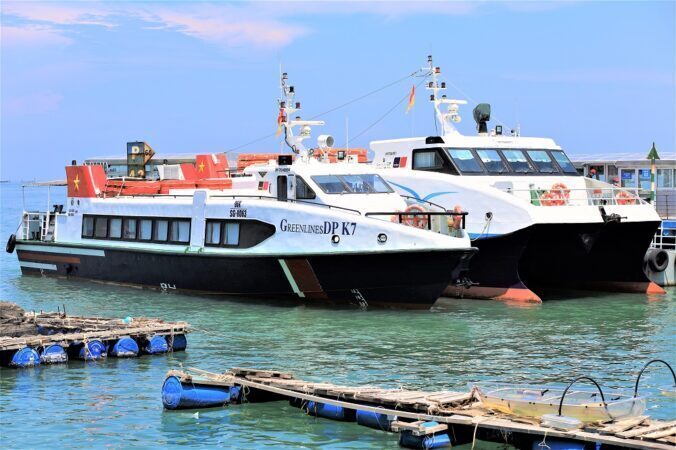 56bd9035-tau-canh-ngam-di-vung-tau-hang-nao-tot-5258217-676x450-7929825-1353962-9820419