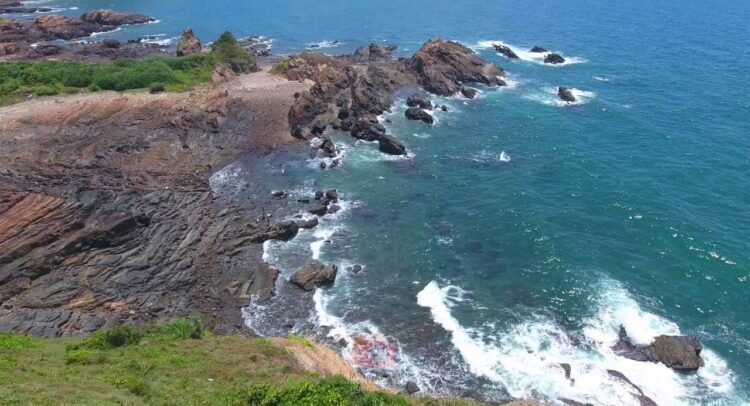 97f87d49-dia-diem-du-lich-noi-tieng-quang-ninh-8509980-750x406-2992154-4152064-4808499-7128201-9248085