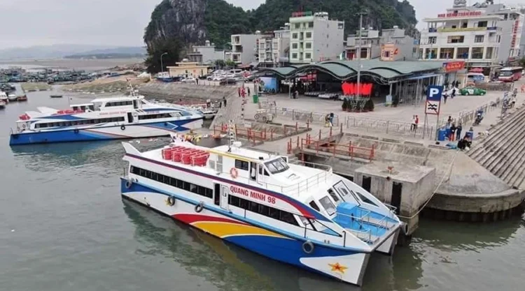 tàu đi đảo cô tô từ cảng cái rồng
