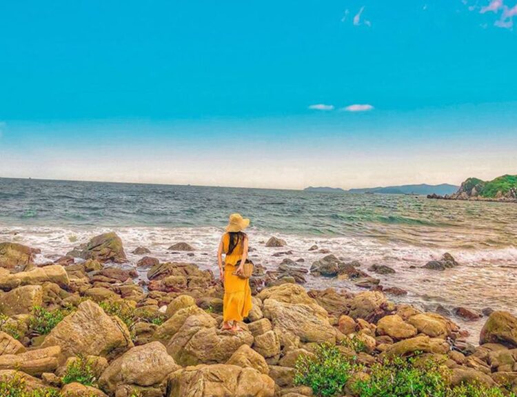 bãi biển quan lạn quảng ninh