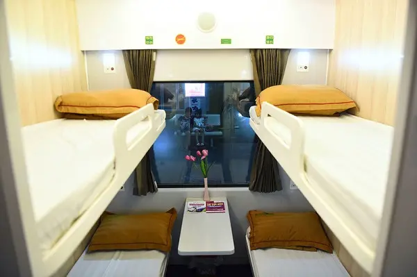 tàu snt4 sài gòn nha trang