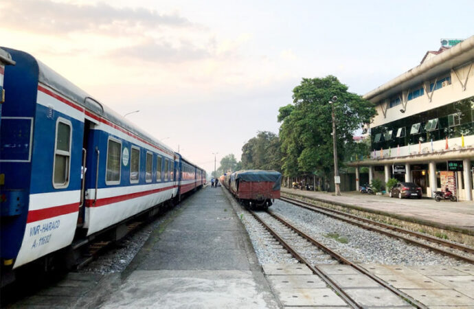 cf90e632-ga-lao-cai-di-ha-khau-1746700-690x450-4866805-3296284-4368812-3446563